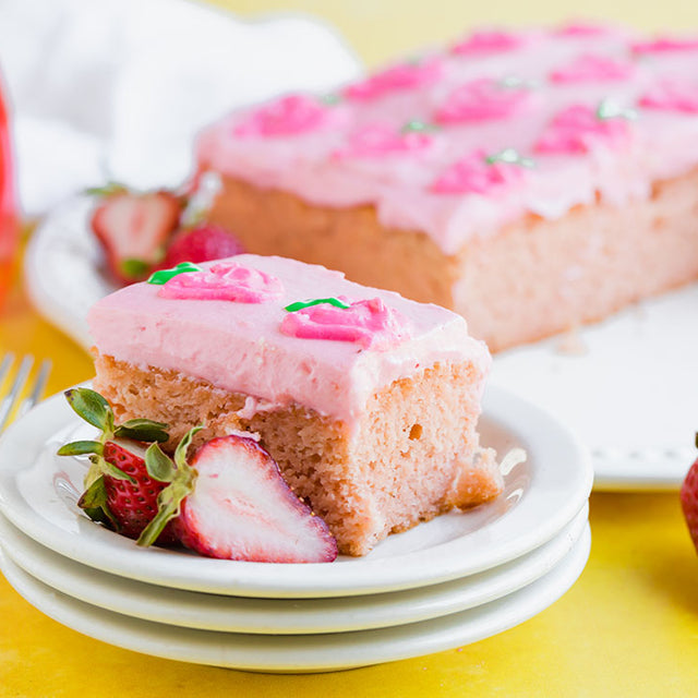 Keto Strawberry Cake with Sugar Free Frosting