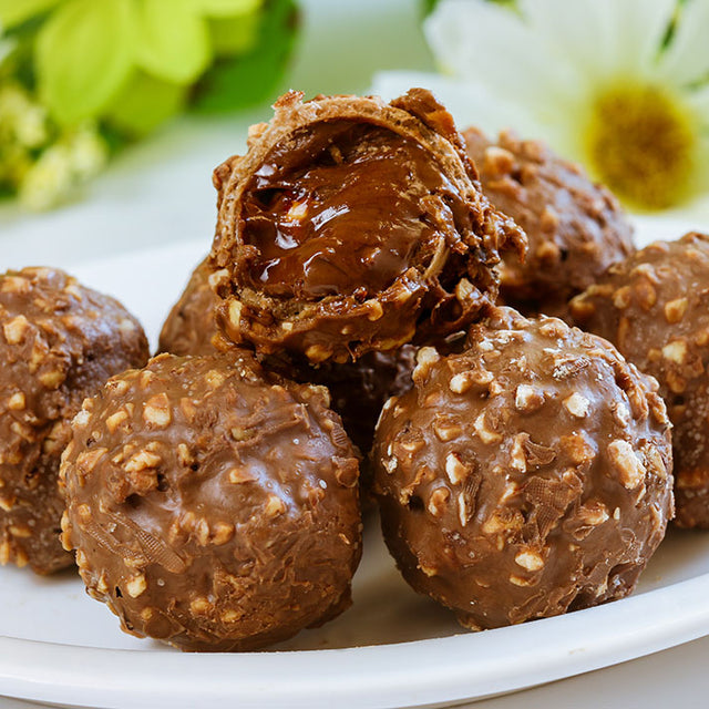 3 Ingredient Keto Chocolate Hazelnut Candy Balls