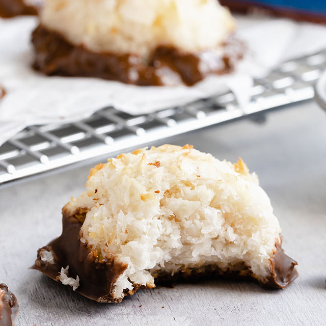 Sugar Free Coconut Macaroons