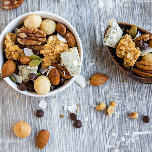 DIY Keto Trail Mix That's Low in Sugar and Net Carbs