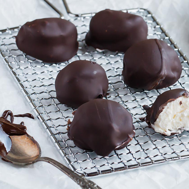 5-Ingredient Keto Cheesecake Bites